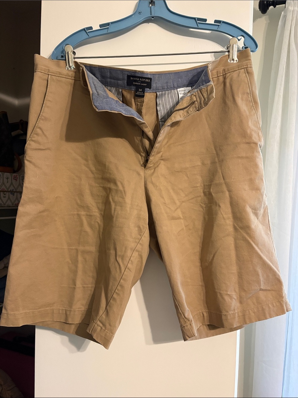 Banana Republic Men's Tan Flat-Front Shorts